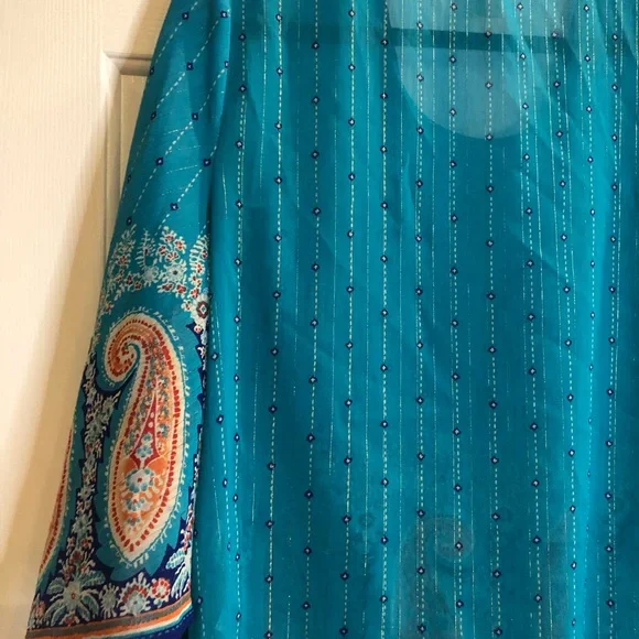 Chico's Teal and Navy Patterned Top - Picture 6 of 8